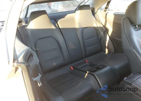 2010 Mercedes-Benz E 350 из США, поврежденный, VIN WDDKJ5GB0AF049939